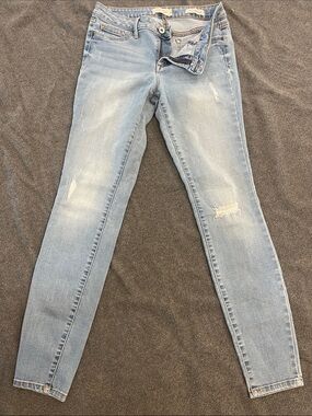 Jessica Simpson Light Blue Skinny Jeans with Subtle Distress